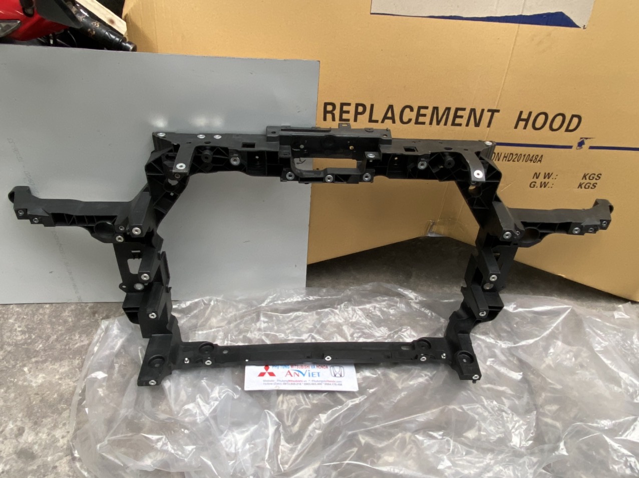 Xương đỡ dàn nóng két nước xe honda CRV 2018-2020